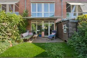 Ihr Passiv-Reihenhaus in Iserbrook - klare Architektur, hohe Effizienz.