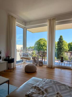 Neuwertige Etagenwohnung im OxPark mit großem Balkon und traumhaftem Ausblick ins Grüne – 22419 Hamburg – Vorschaubild 4