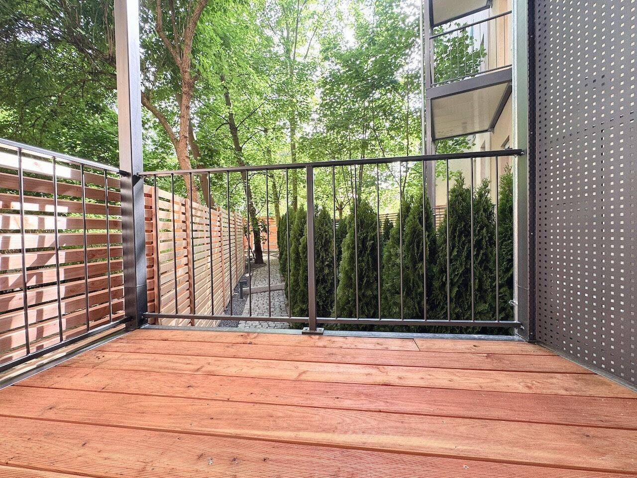 Jetzt aber! + Erstbezug + Balkon + Parkett + Fußbodenheizung + Tageslichtbad mit Wanne + LED-Licht – Leipzig – Vorschaubild 2