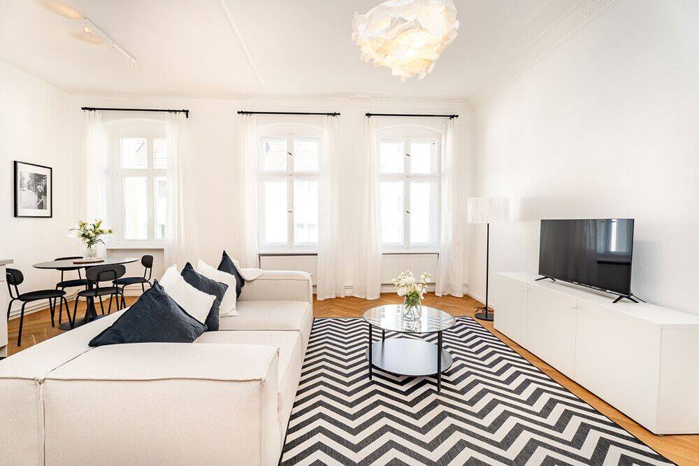 Toplage: Zehdenicker Straße - 2-Zimmer-Stuckaltbauwohnung: ruhig gelegen und dennoch zentral! – Berlin – Vorschaubild 3