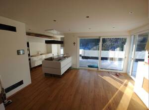 exclusives Penthouse mit eigenem Garten und unterbautem Blick ins Grüne – 94036 Passau – Vorschaubild 4