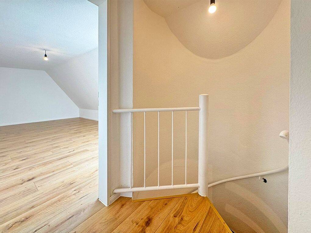 Neustadt / Lichtdurchflutete Maisonette-Wohnung in Top-Lage nähe Hochschule – Bremen – Vorschaubild 7