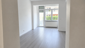 Helle & modern sanierte 4-Zimmer-Wohnung mit ca. 80 qm² Garten – 40223 Düsseldorf – Vorschaubild 3