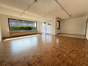 Großzügiges Traumhaus mit Innen-Pool – 33689 Bielefeld – Vorschaubild 3