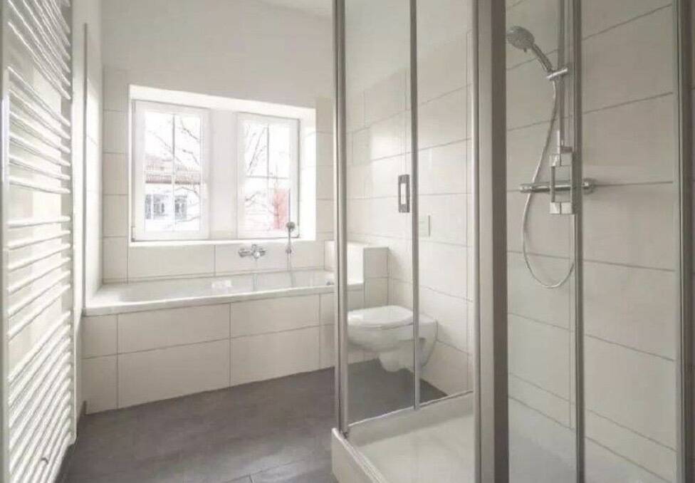Charmante 2-Zimmer-Altbauwohnung mit stilvollem Flair und individuellem Charakter. – Dresden – Vorschaubild 3