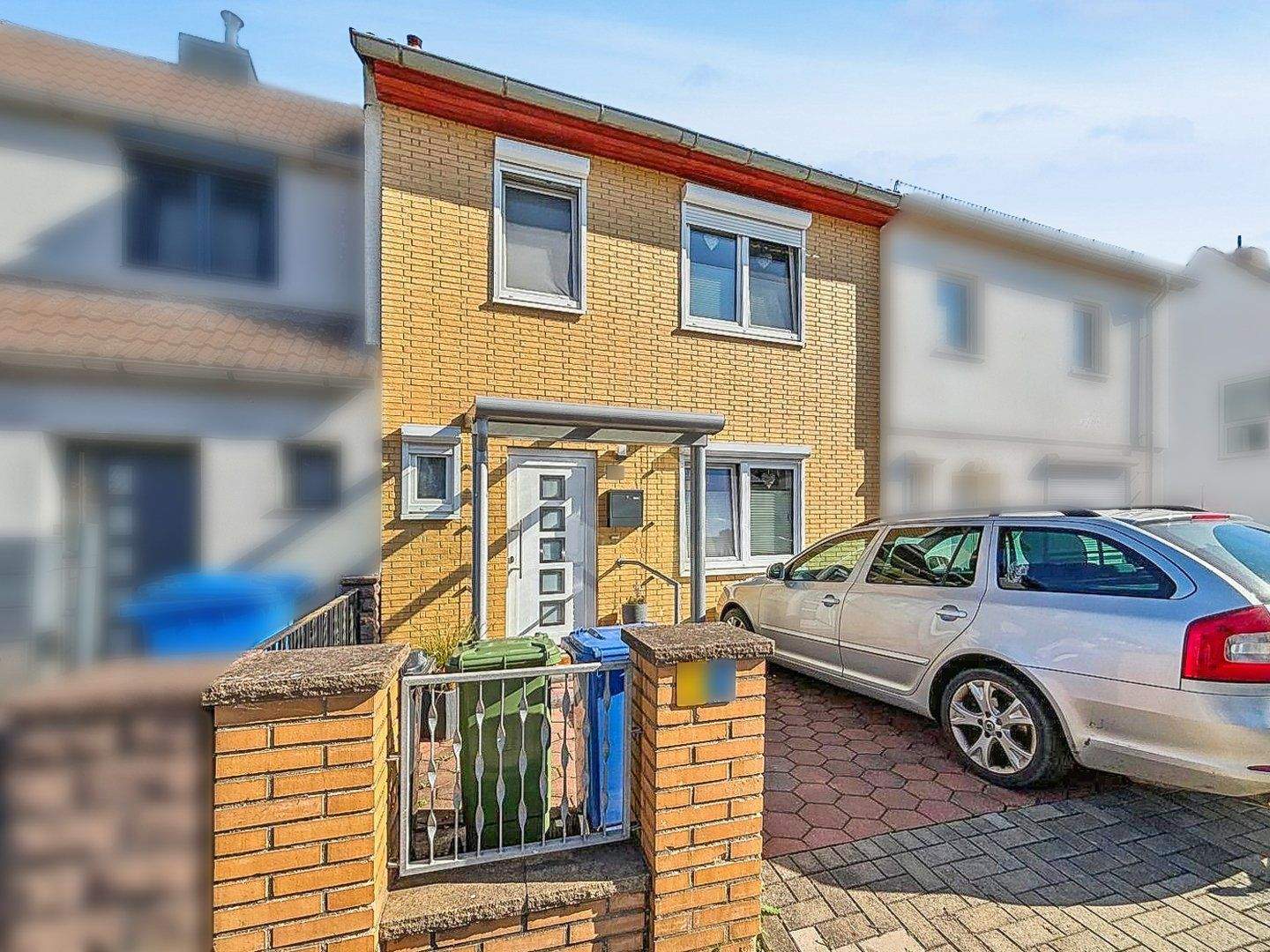 Mit viel Liebe modernisiert: Charmantes Reihenmittelhaus mit Garten in Salzgitter-Lebenstedt – Salzgitter – Bild 1 von 9