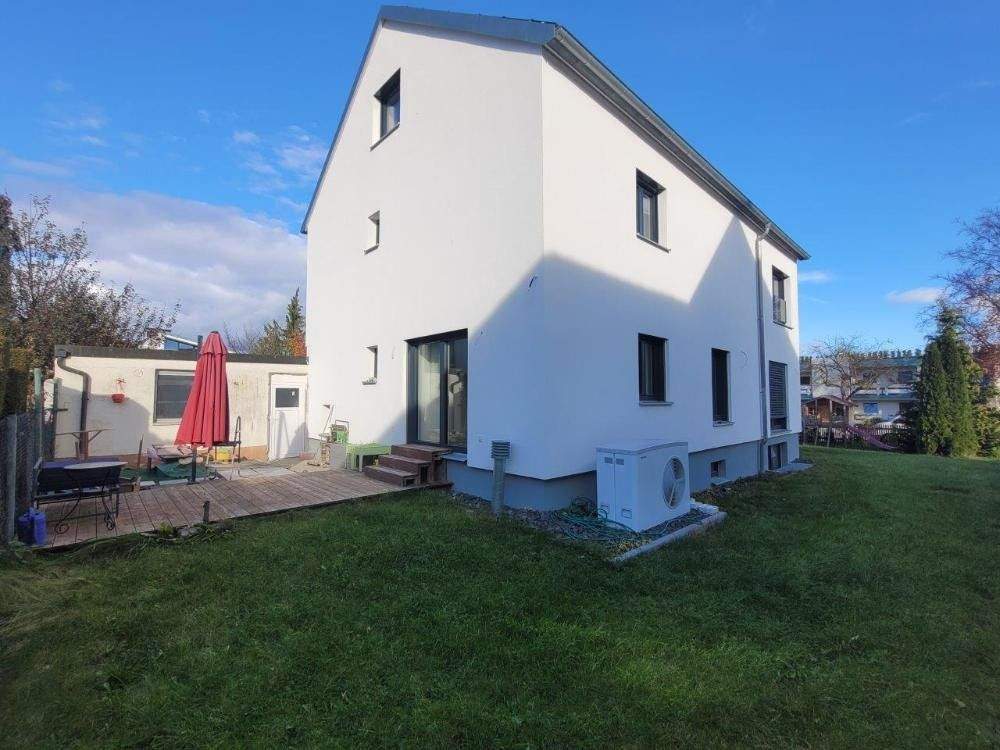KFW-EH 55! Sanierter Altbau mit Anbau in Neusäß-Ottmarshausen als EFH oder ZFH – Neusäß – Bild 1 von 9
