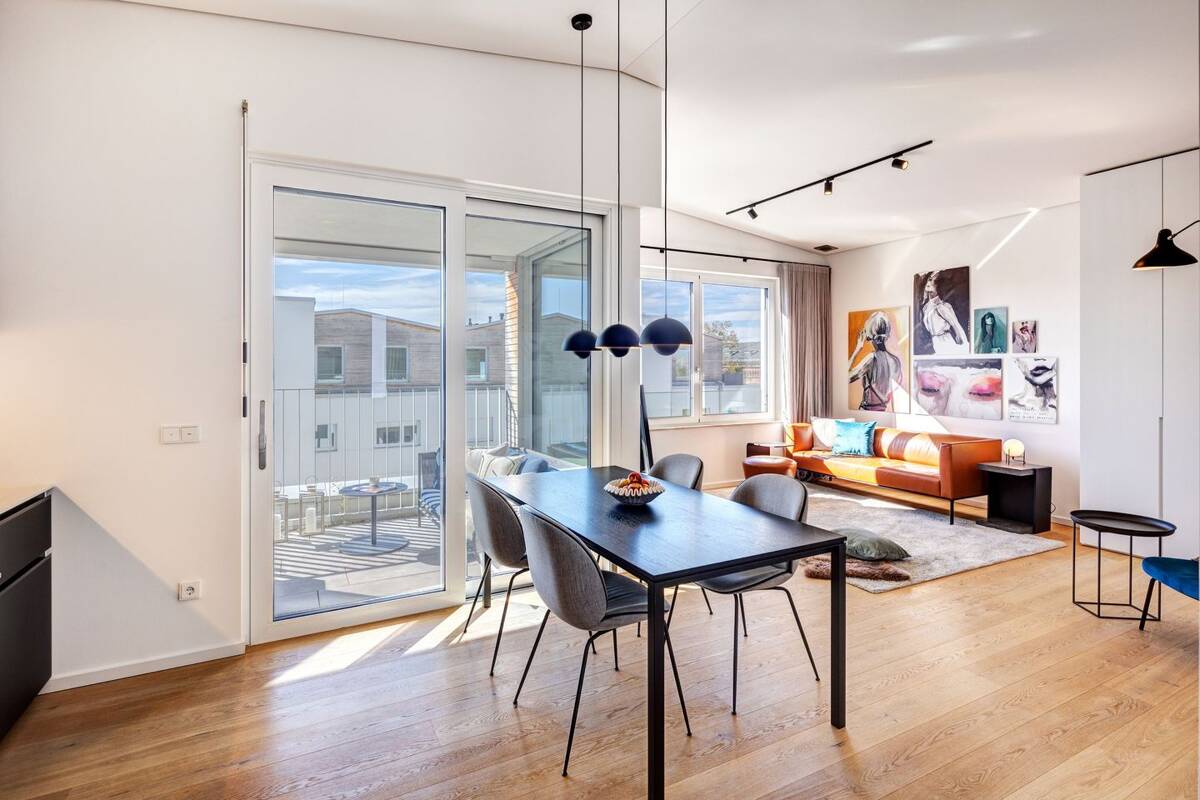 Maxvorstadt: Modernes Penthouse mit Top Ausstattung - Süd-Loggia – 80335 München – Bild 1 von 9