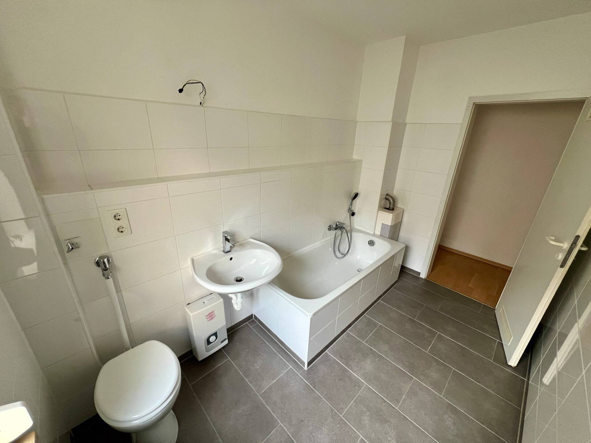 Helle Erdgeschosswohnung im Hinterhaus – Fürth – Vorschaubild 7