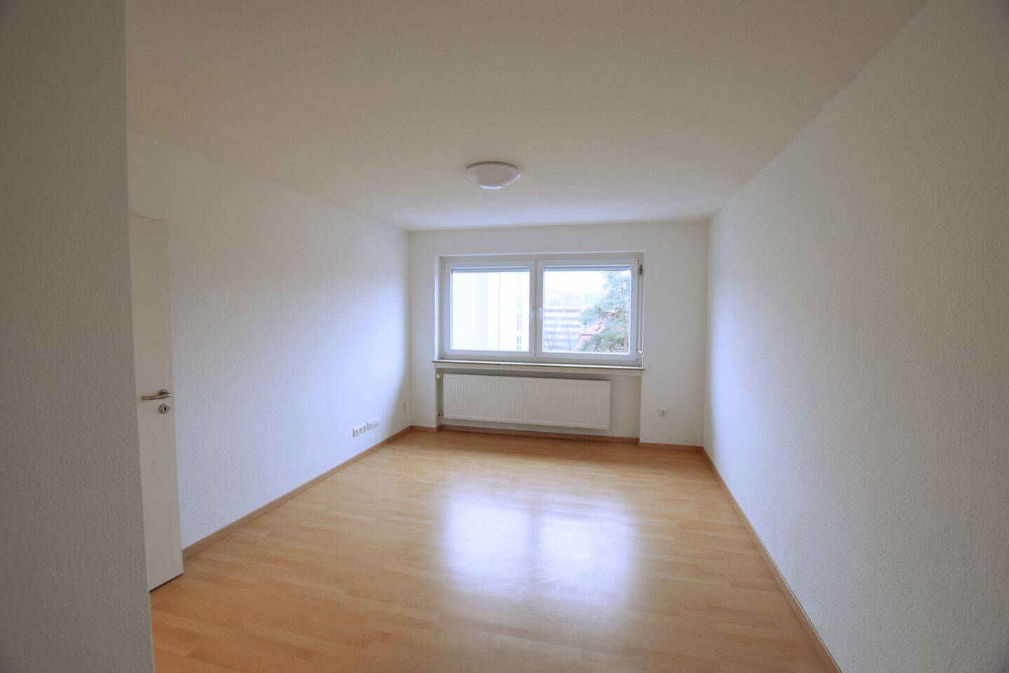 Sanierte 2 Zi. Whg neben Uniklinik – Würzburg – Vorschaubild 3