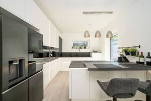 Exklusives Designerhaus am Naturschutzgebiet in Poppenbüttel - energieeffizient und bezugsbereit – 22399 Hamburg – Vorschaubild 8