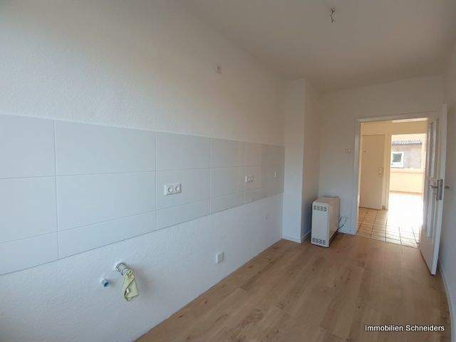 DU-Untermeiderich, Straßburger Straße 48 - Komplett sanierte 2 Zimmer-Wohnung ( Bezug Mitte Mai - 1. Juli möglich ) zu mieten !! – Duisburg – Vorschaubild 7
