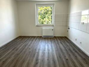 Neu gemacht. Neu verliebt. / Newly renovated. Easy to fall in love with. – 45139 Essen – Vorschaubild 5