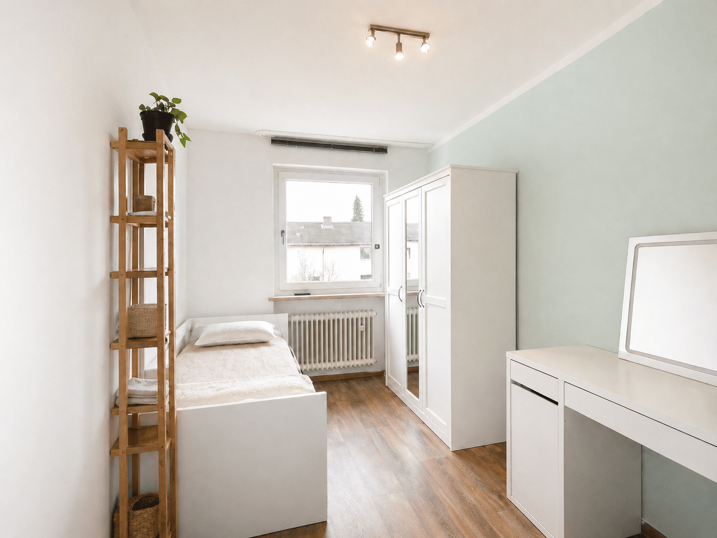 Modernisiertes Reihenhaus mit Garten, Garage und PV-Anlage in Ingolstadt-Oberhaunstadt – Ingolstadt – Vorschaubild 9