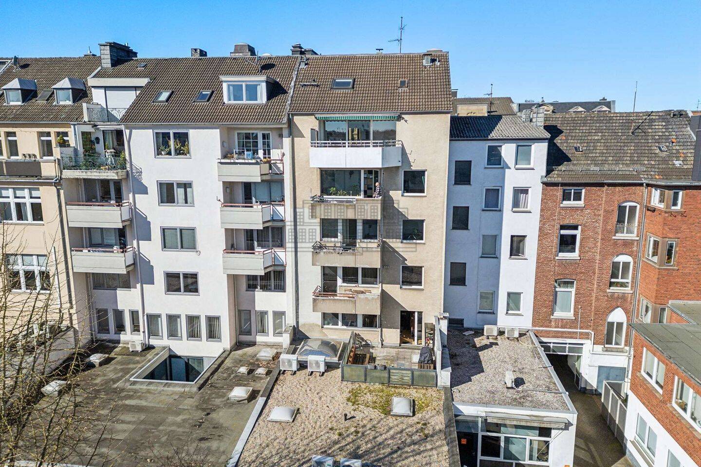3 Mehrfamilienhäuser mit einer starken Rendite und viel Potenzial – Aachen – Vorschaubild 4