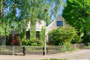 PURNHAGEN-IMMOBILIEN - Alt-Aumund, sanierungsbed. 1-Fam.-Haus mit Nebenwohngebäude in guter Wohnlage – 28757 Bremen – Vorschaubild 2