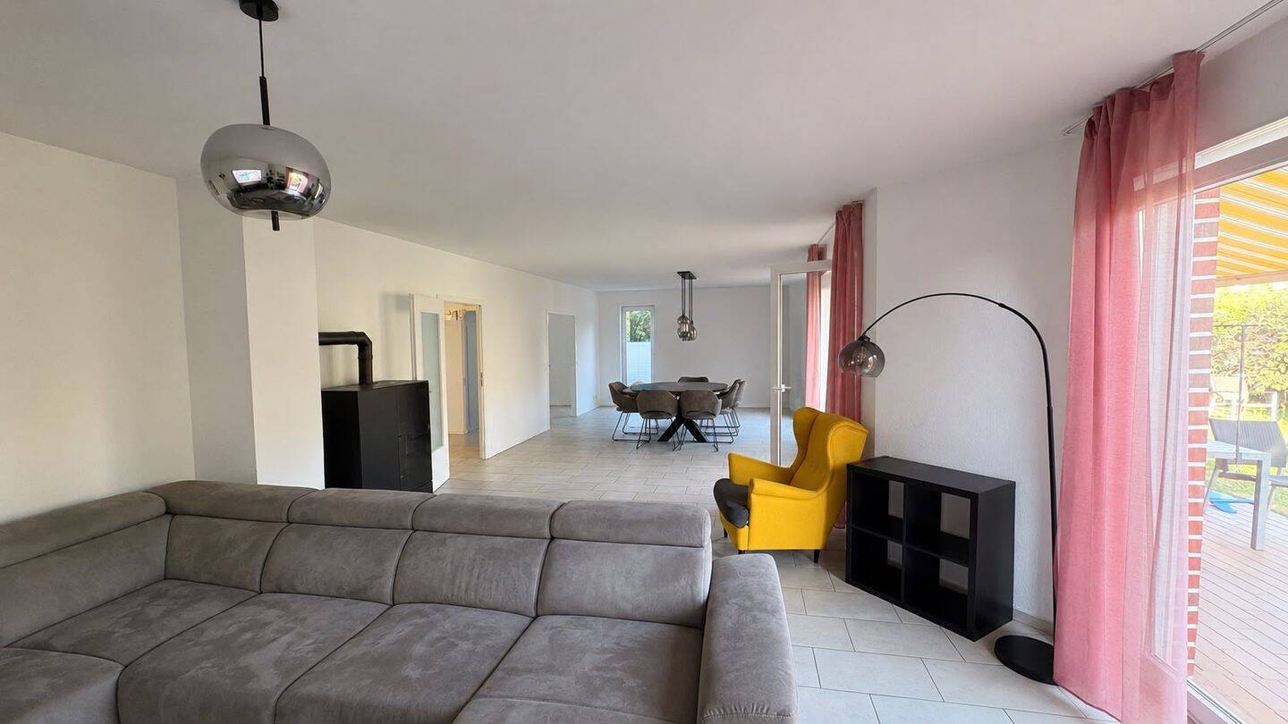 Wunderbares Einfamilienhaus mit Außenpool in herrlicher Lage. – Fehmarn – Vorschaubild 3