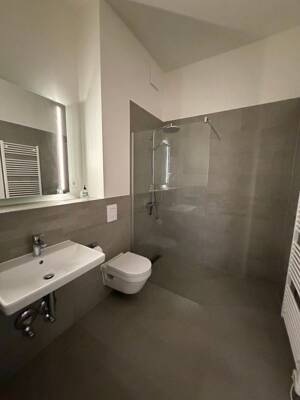 Moderne 2-Zimmer-Wohnung direkt im Zentrum mit Einbauküche – 1067 Dresden – Vorschaubild 5