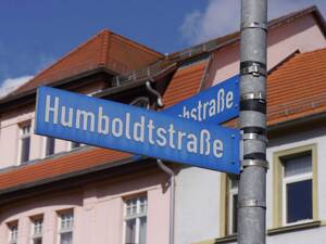 BESICHTIGUNG AM 24.08.26 | 2 Zimmer 42,07qm | EINBAUKÜCHE | meroplan Immobilien GmbH – 99423 Weimar – Vorschaubild 4