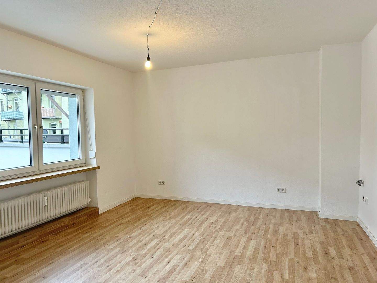***CITY WOHNEN*** TOP GEPFLEGTE 3 ZIMMER WOHNUNG MIT CHARME – Nürnberg – Vorschaubild 5