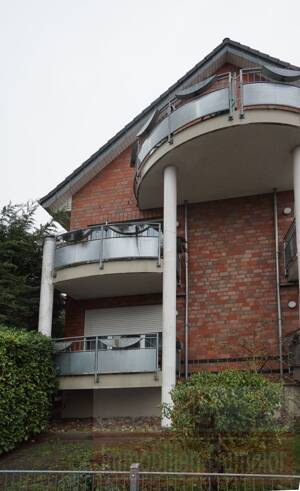 IMMOBILIEN GUMNIOR präsentiert: möblierte, gepflegte 2- Zimmer-Wohnung mit Balkon und Einbauküche in Rheine – 48429 Rheine – Vorschaubild 3