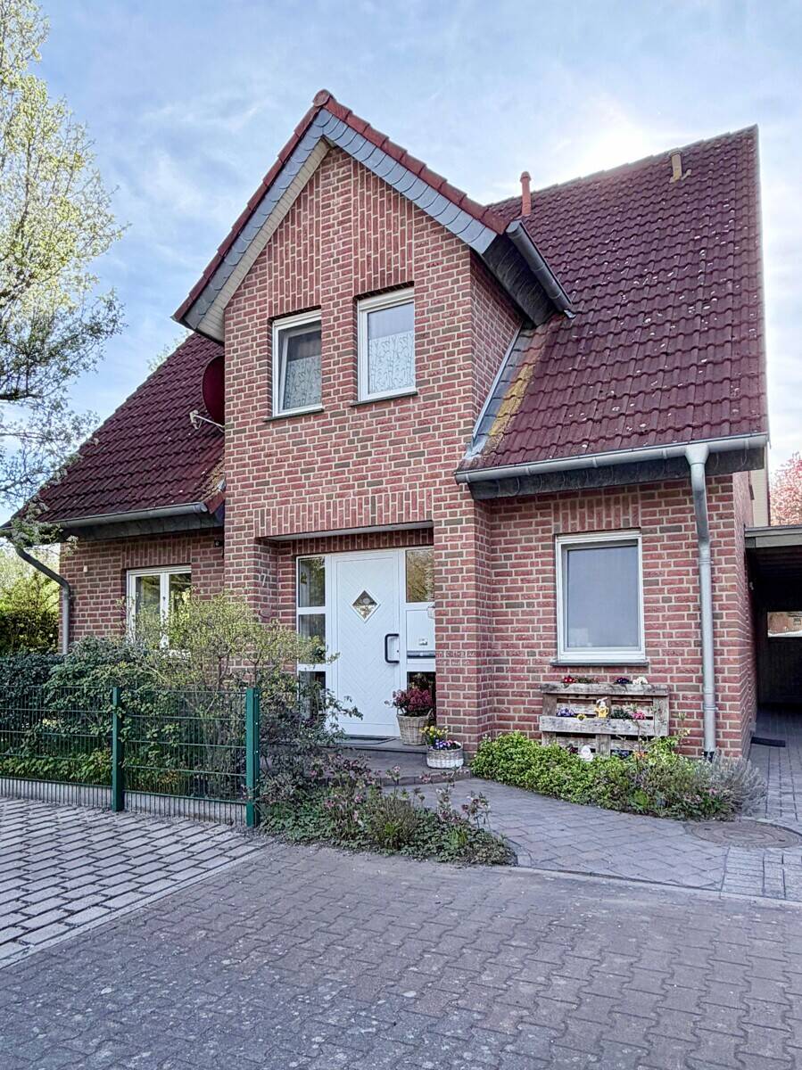 ANFRAGESTOPP! Gepflegtes Einfamilienhaus mit Garten in ruhiger Sackgassenlage – Warendorf – Bild 1 von 9