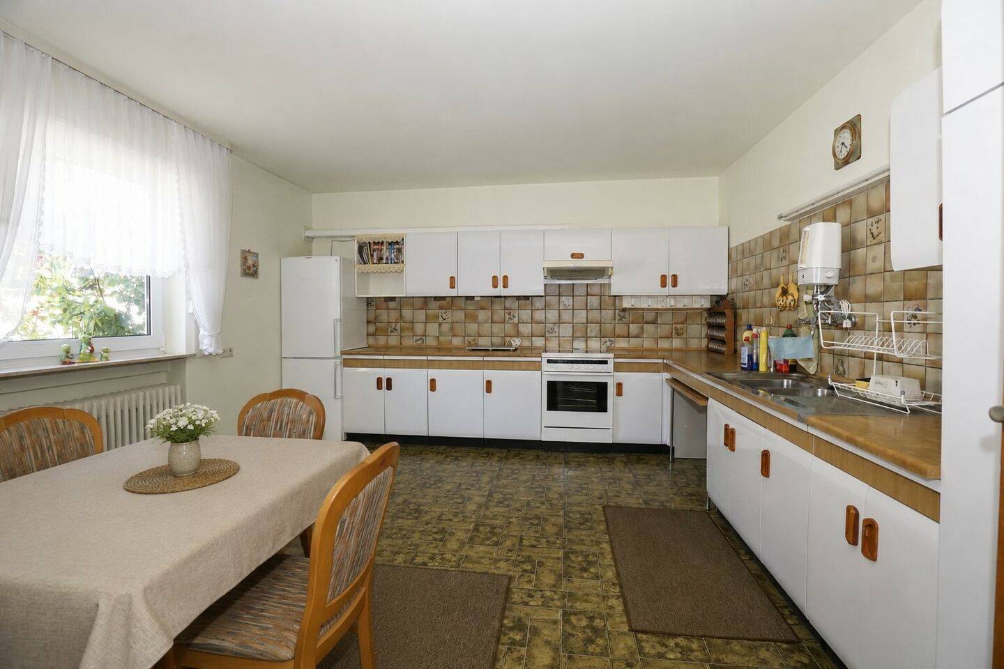 Geräumiges, gepflegtes EFH, Garten, Garage, Balkon, Terrasse – Grünstadt – Vorschaubild 5