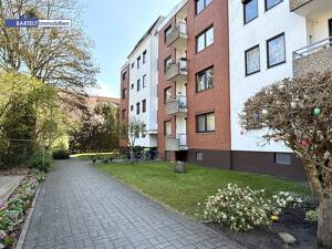 Wohnung, Stellplatz & Garage!