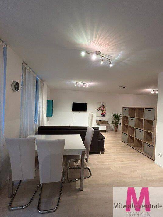 Modernes Business-Apartment im Herzen der Altstadt – Nürnberg – Vorschaubild 4
