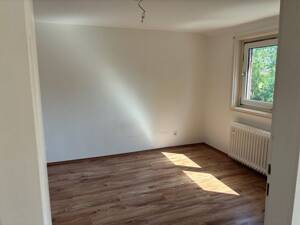 Zentral. Hell. Bezugsfertig - 2 Zimmer mit Wanne und Dusche im Herzen der Stadt – 38226 Salzgitter – Vorschaubild 4
