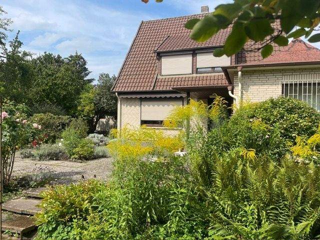 Einfamilienhaus mit angrenzenden Baugrundstück in besonders schöner Lage von Wolfenbüttel – Wolfenbüttel – Vorschaubild 6