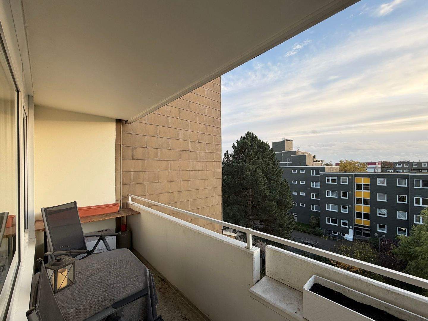 Für Singles o. Anleger: Gepflegte + barrierefreie 2-Zi.-Wohnung mit Balkon - Nähe Mittellandkanal – Hannover – Vorschaubild 3