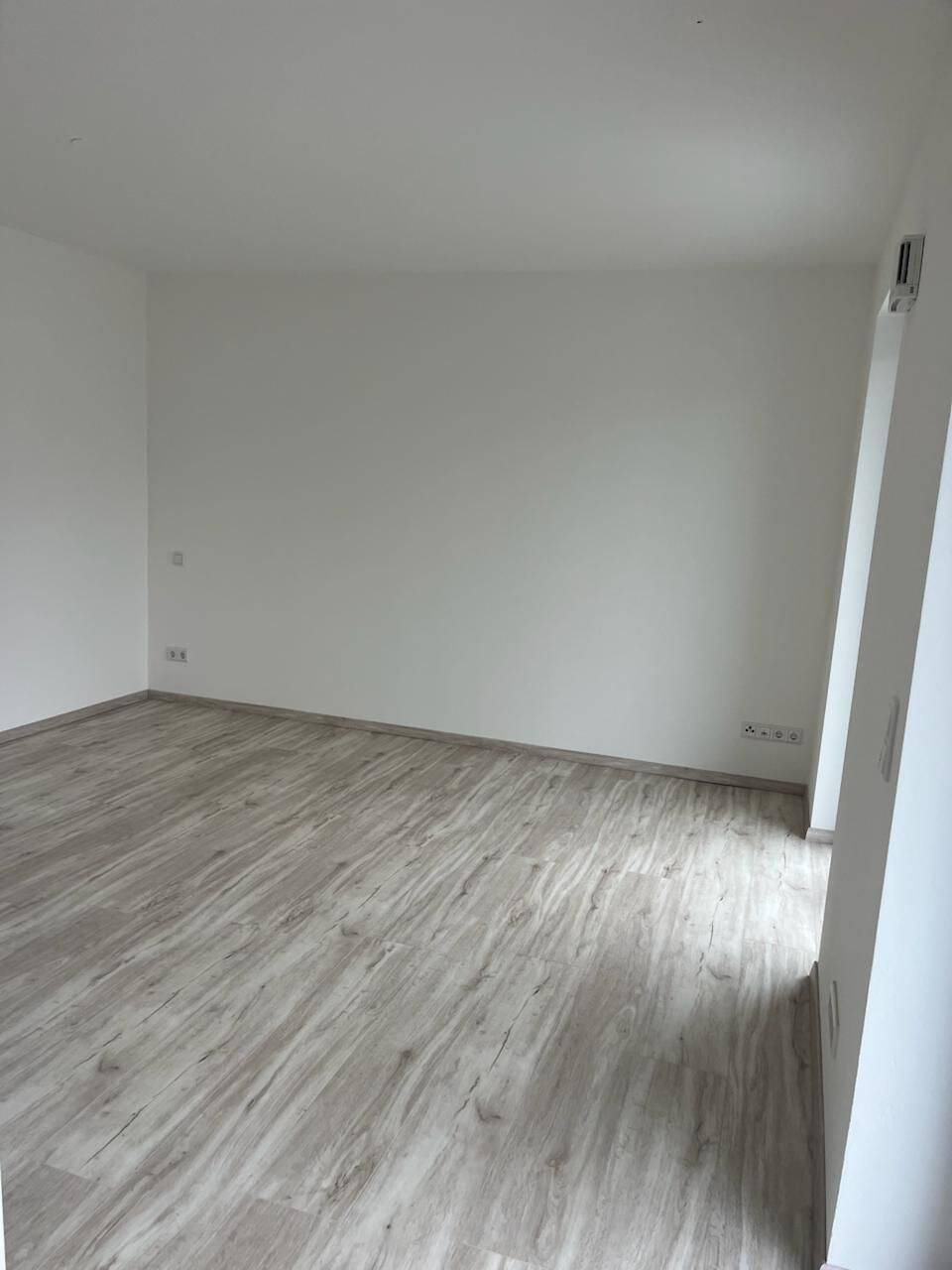Schöne helle 1 Zimmer Wohnung in der Wohnanlage "Wohnen am Rottufer" in Eggenfelden – Eggenfelden – Vorschaubild 5