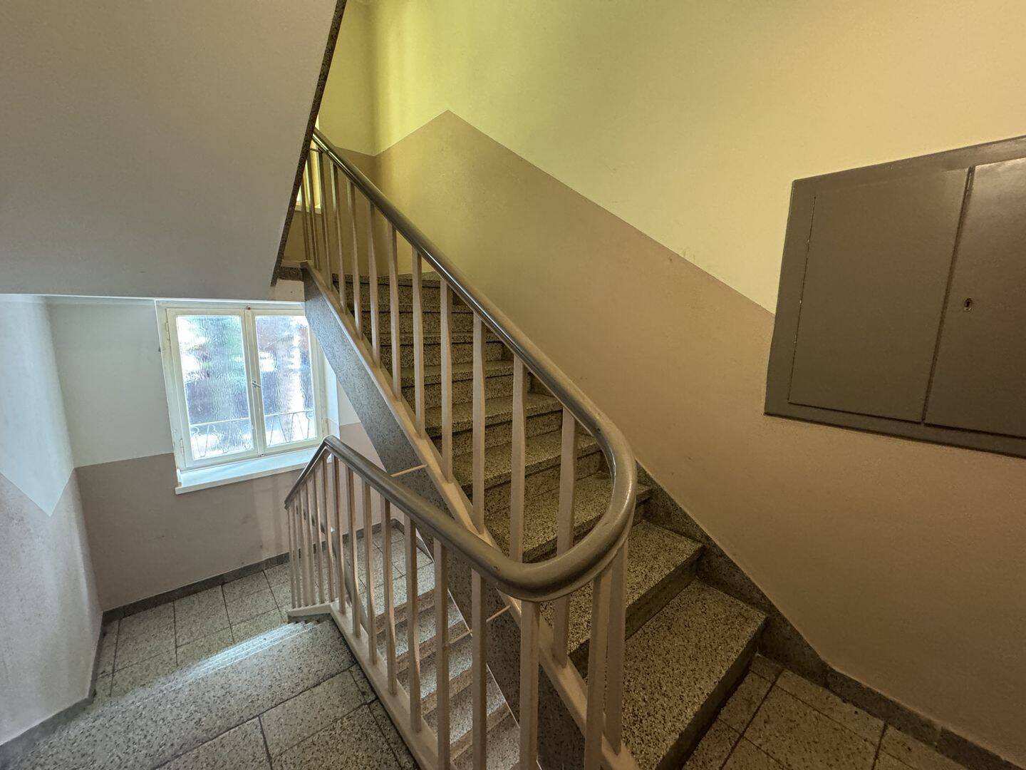 Solide Kapitalanlage: Gepflegtes 7-Familienhaus mit Entwicklungspotenzial – Herne – Vorschaubild 8