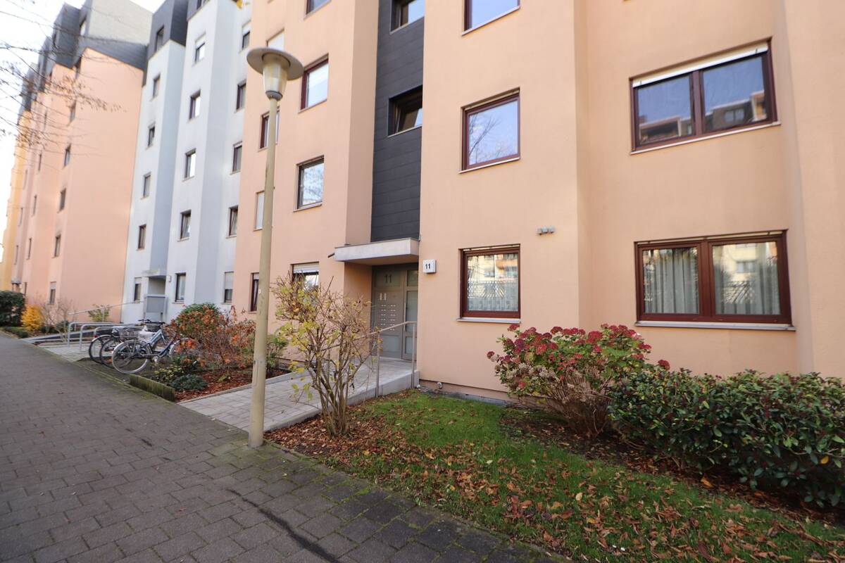 Wohnen in Wetzendorf - Schöne 3-Zimmer-Wohnung mit Südbalkon – 90425 Nürnberg – Bild 1 von 4