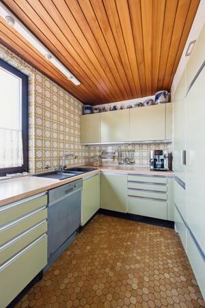 MFH mit Scheune & Entwicklungspotenzial - 3 Wohneinheiten in Stuttgart-Feuerbach – 70469 Stuttgart – Vorschaubild 5