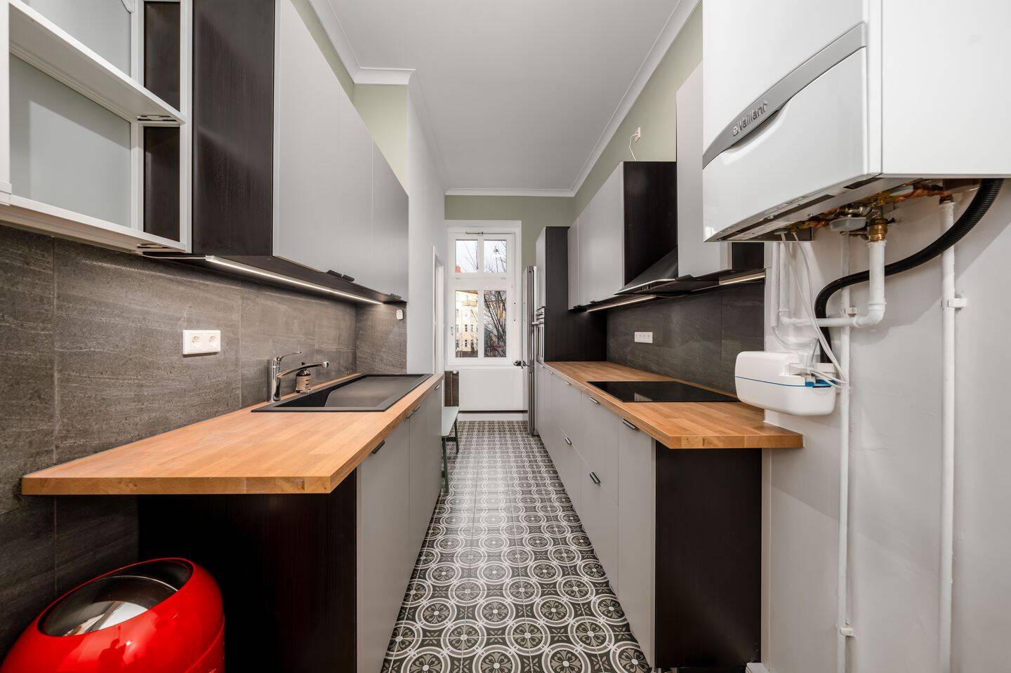 Provisionsfrei! Traumhaft saniertes Altbau-Juwel im Tempelhofer Kiez mit Balkon – Berlin – Vorschaubild 7