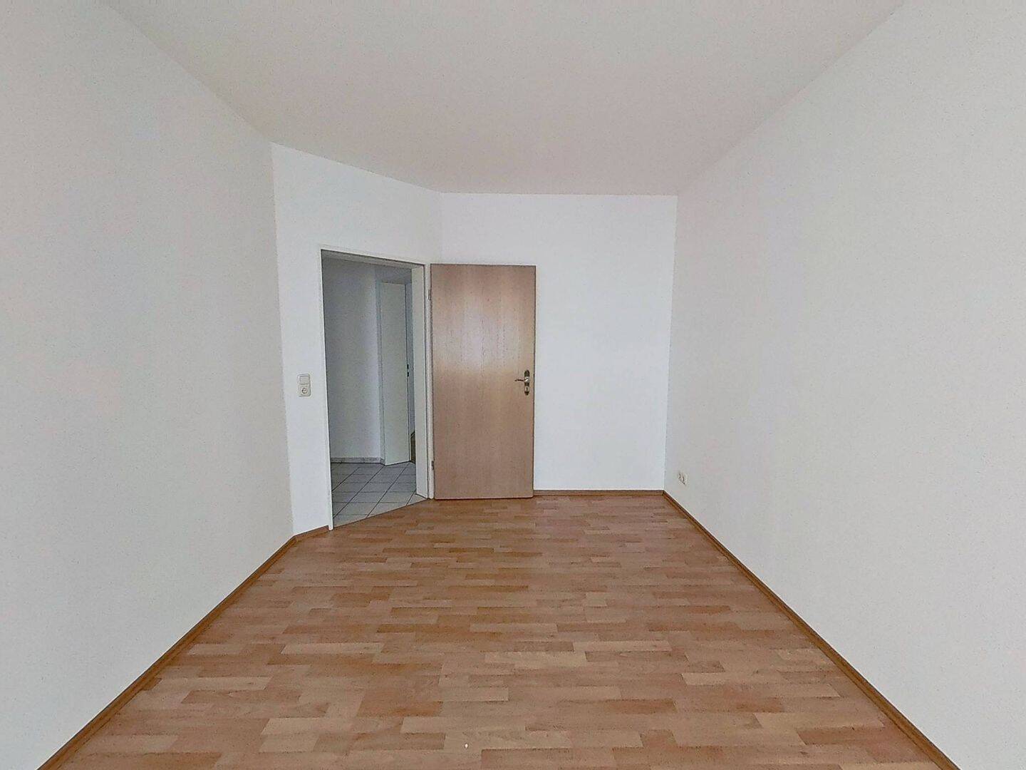 Barrierefrei: Große 3-Zimmer-Wohnung mit BALKON und 2 Bädern – Leipzig – Vorschaubild 2