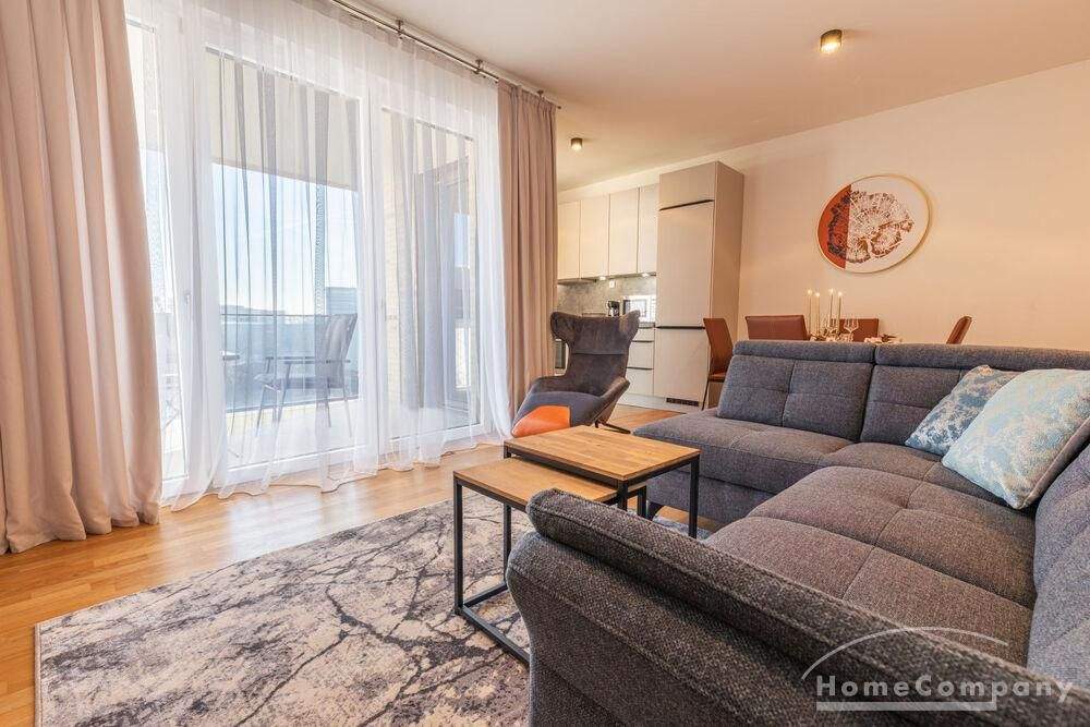 ***Exklusives Wohnen im Erstbezug! Voll möblierte 3-Zimmer-Wohnung mit Balkon – München – Vorschaubild 2