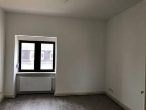 Sanierte 2 ZKB-Wohnung mit EBK inkl. Elektrogeräte in SB-Malstatt – 66113 Saarbrücken – Vorschaubild 3