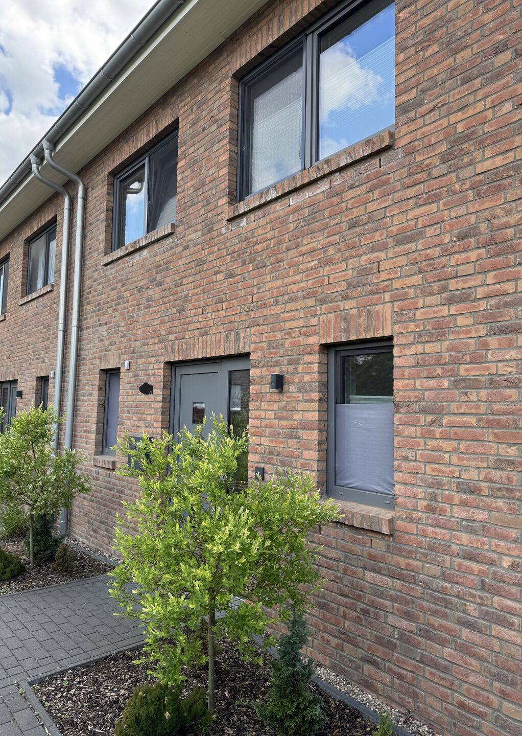 Modernes, neuwertiges und familienfreundliches Reihenmittelhaus (KfW 40) in Schinkel – Schinkel – Vorschaubild 3