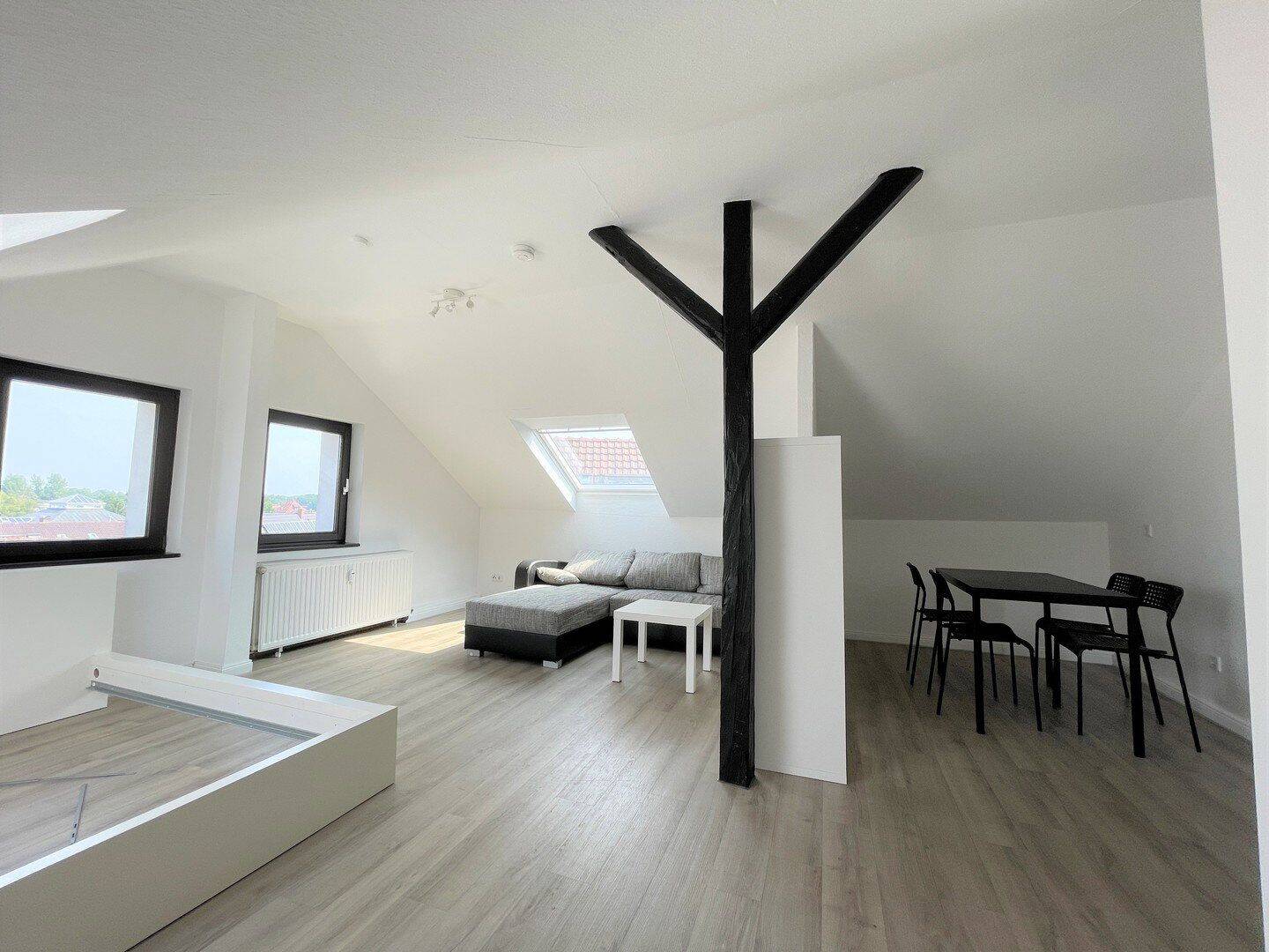 Helle City Wohnung => 5 min Jahnplatz via Bahn