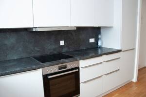 Sonnige 4 Zimmer Neubauwohnung mit Balkon und perfekter Verkehrsanbindung und trotzdem Felder und Wiesen – 63073 Offenbach am Main – Vorschaubild 6