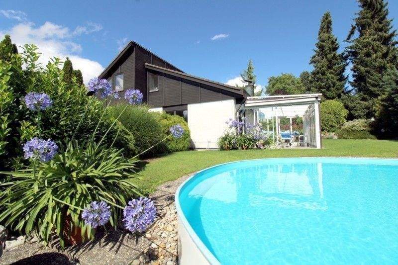 Exklusives Einfamilienhaus in exponierter und ruhiger Lage von Bonstetten – Bonstetten – Bild 1 von 9