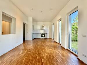 Wohnen zwischen Wasser und Natur - stilvolle Terrassenwohnung mit Garten & opt. Bootsliegeplatz – 12587 Berlin – Vorschaubild 4