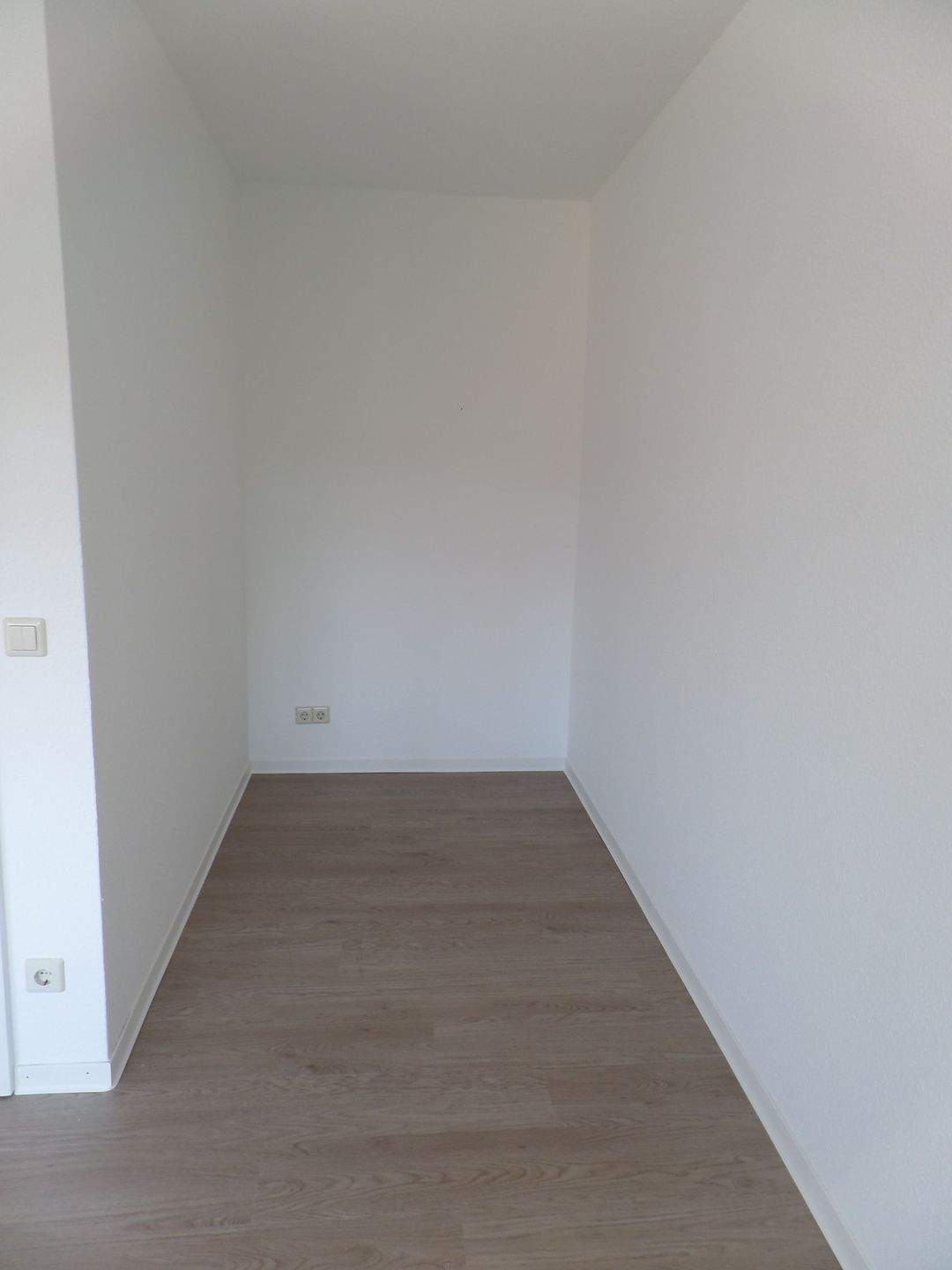 Unverzichtbare Kapitalanlage in Bestlage - 1-Raum-Wohnung direkt an der Saale | Jena-Ost – Jena – Vorschaubild 3