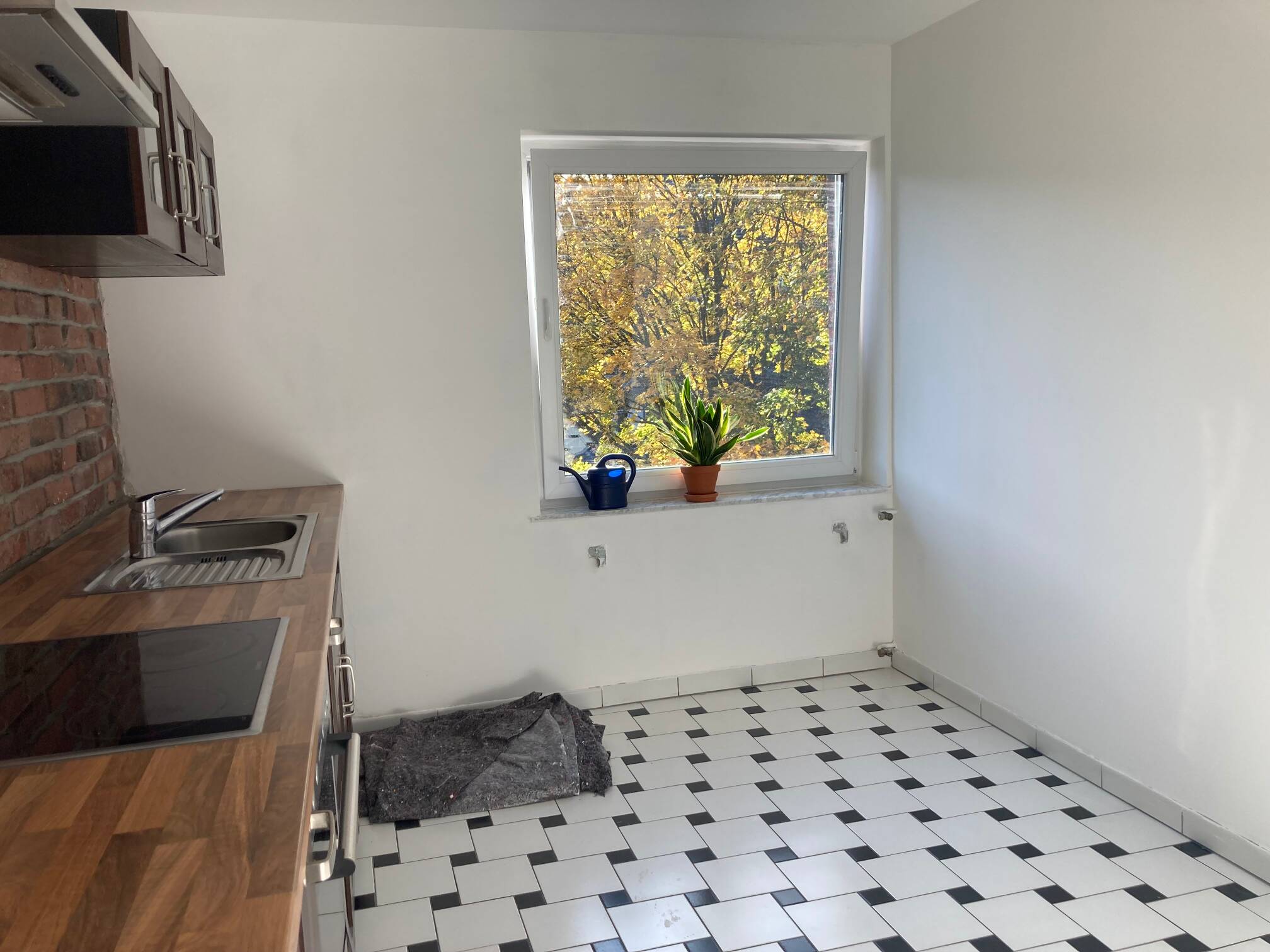 Teilmöblierte Wohnung in zentraler Lage – Bochum – Vorschaubild 3