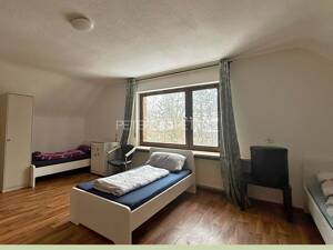Grundsolides Haus mit guten Renditemöglichkeiten – 22457 Hamburg – Vorschaubild 3
