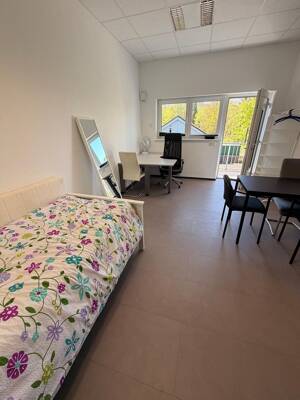 Renditestarkes Anlagepaket in Siegen: 19 Studentenapartments + Gewerbe + Bauland-Reserve - ca. 5,9 % Rendite, fast voll vermietet – 57078 Siegen – Vorschaubild 9