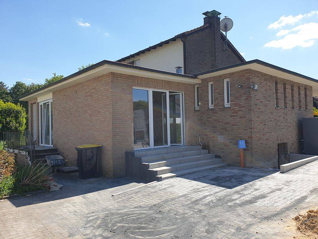Schöne Wohnung mit separatem Eingang in Heinsberg Zentrum - ruhige Lage!